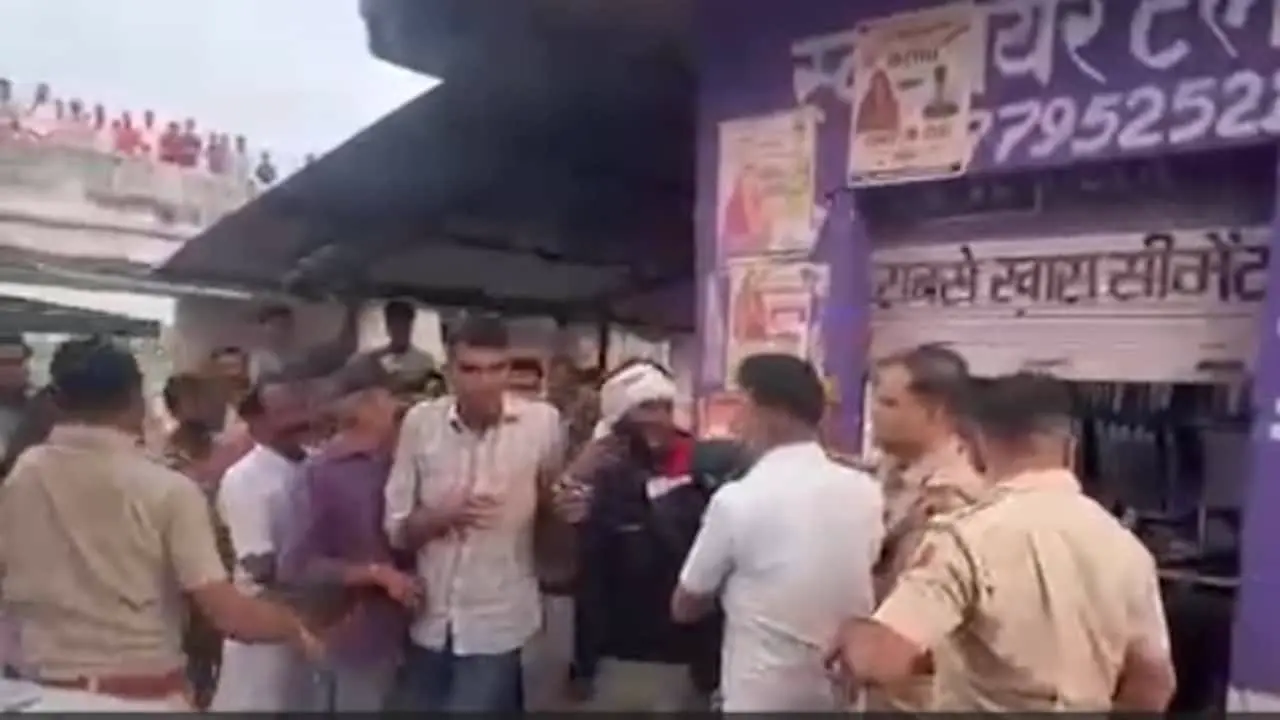 बारां बाजार में पुलिस